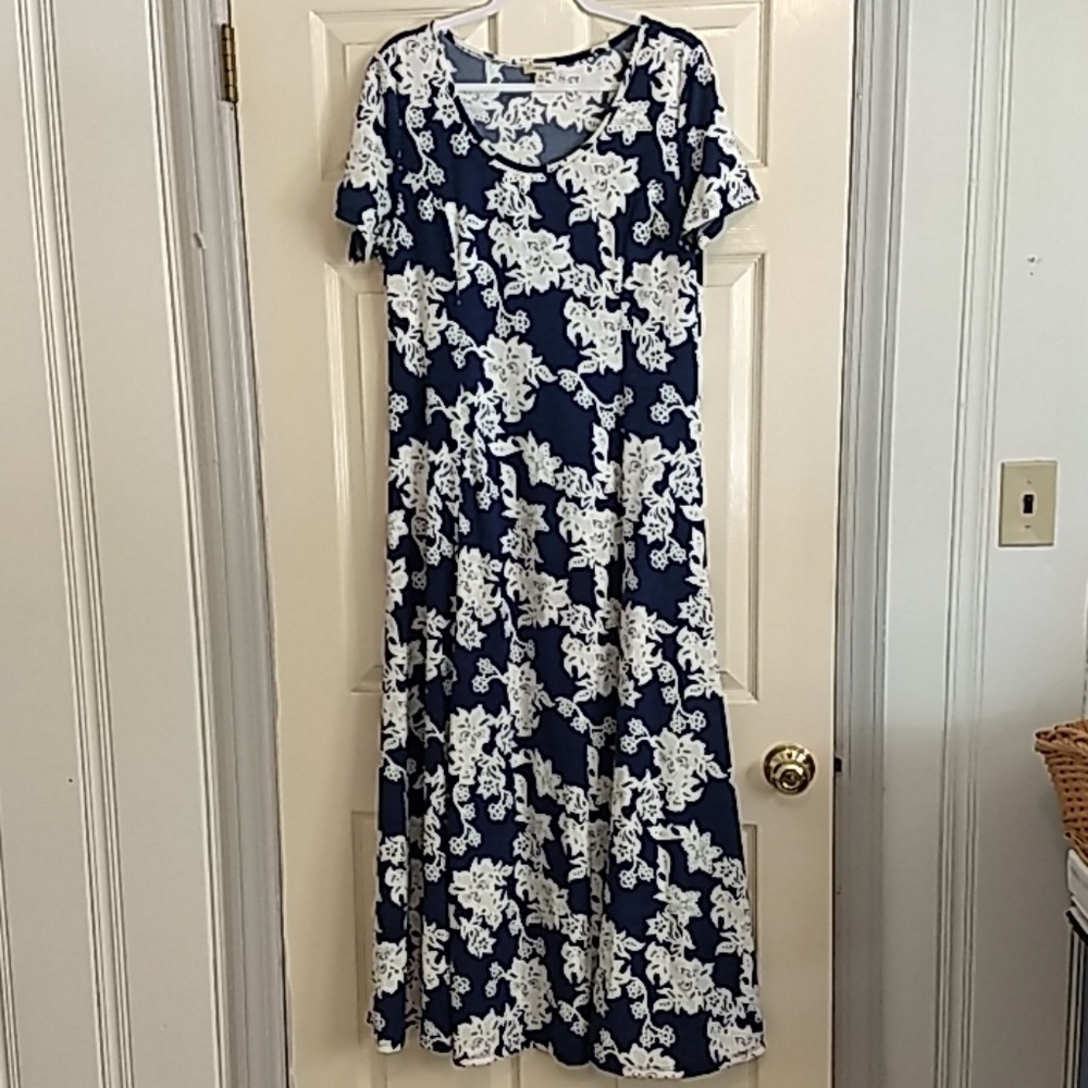 Stunning Blue Flower Maxi Dress by Haani XL.